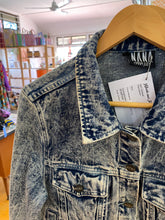 Load image into Gallery viewer, Acid Washed Denim Jacket