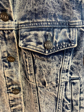 Load image into Gallery viewer, Acid Washed Denim Jacket