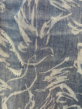 Load image into Gallery viewer, Jeans with Bird Pattern