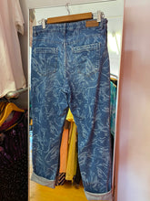 Load image into Gallery viewer, Jeans with Bird Pattern