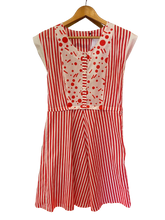 Load image into Gallery viewer, Red and White Patterned Dress