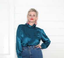 Load image into Gallery viewer, 80&#39;s teal green office style top with bow neck feature