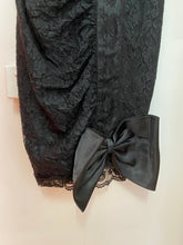 Load image into Gallery viewer, 80’s Open Back Black Lace Dress