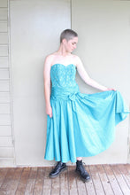 Load image into Gallery viewer, Escapade Teal Evening Dress