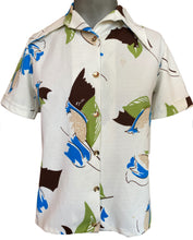 Load image into Gallery viewer, 80’ Button Up Short Sleeve Shirt