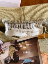 Load image into Gallery viewer, Khaki T-Shirt with appliqué flower details in apricot