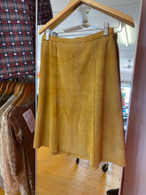 Load image into Gallery viewer, Mustard leather skirt